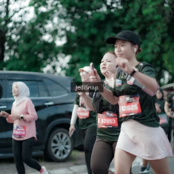 Runner Photo 3909725