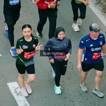 Runner Photo 3909753