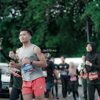 Runner Photo 3909761