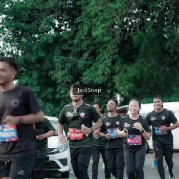 Runner Photo 3909800
