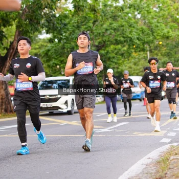 Runner Photo 3909811