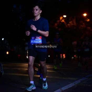 Runner Photo 3909823