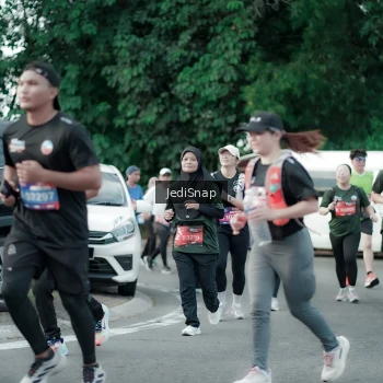 Runner Photo 3909828
