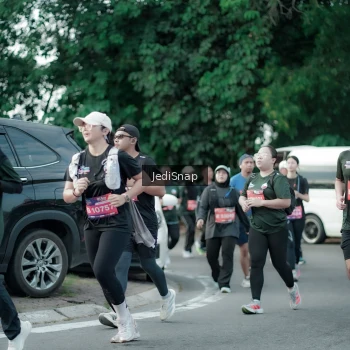Runner Photo 3909871