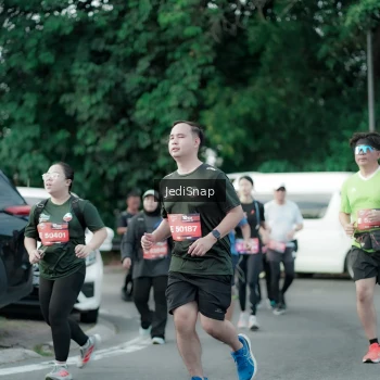 Runner Photo 3909874
