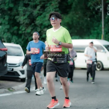 Runner Photo 3909905