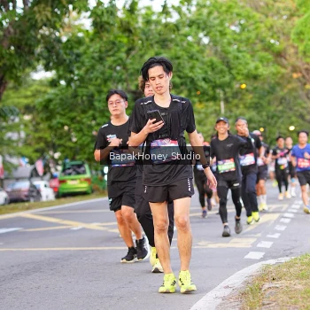 Runner Photo 3909943