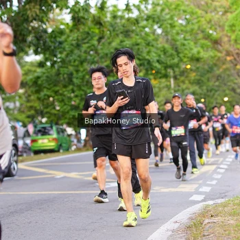 Runner Photo 3909959