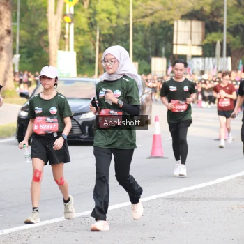 Runner Photo 3909993