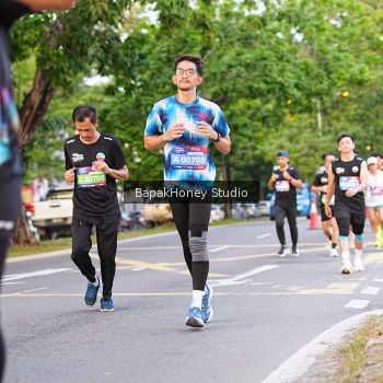 Runner Photo 3910020