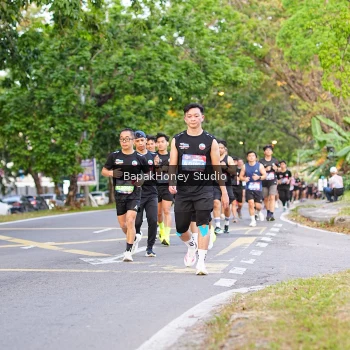 Runner Photo 3910072