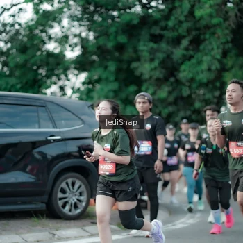Runner Photo 3910098