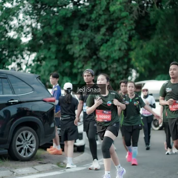 Runner Photo 3910116