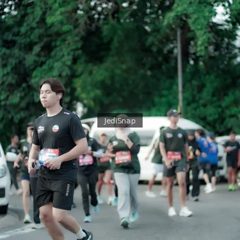 Runner Photo 3910253