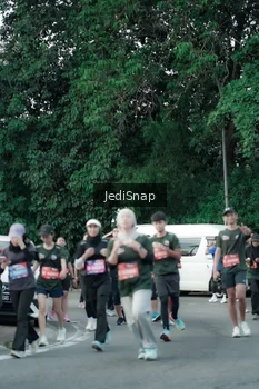 Runner Photo 3910284