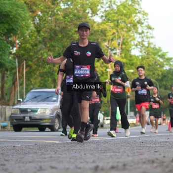 Runner Photo 3910416