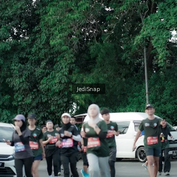 Runner Photo 3910418