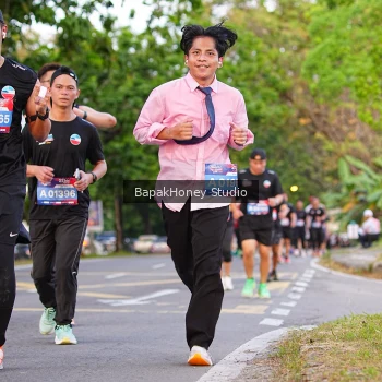 Runner Photo 3910419