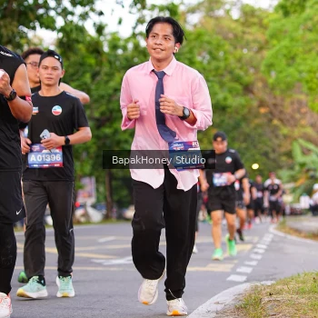 Runner Photo 3910420