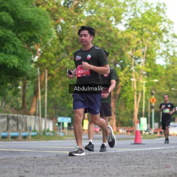 Runner Photo 3910576