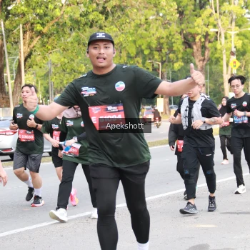 Runner Photo 3910602