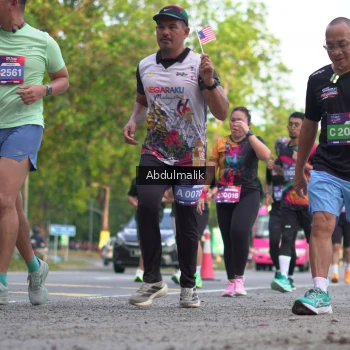 Runner Photo 3910662