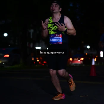Runner Photo 3910673