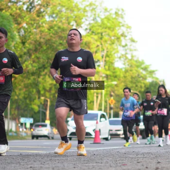 Runner Photo 3910765