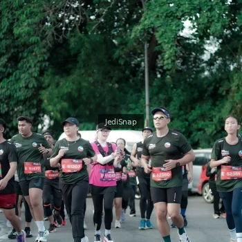 Runner Photo 3910860