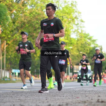 Runner Photo 3910865