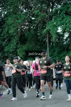 Runner Photo 3910871