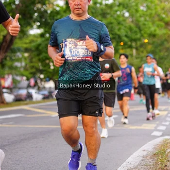 Runner Photo 3910948