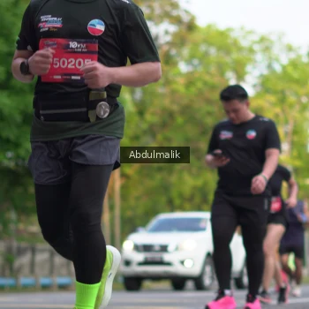 Runner Photo 3910950