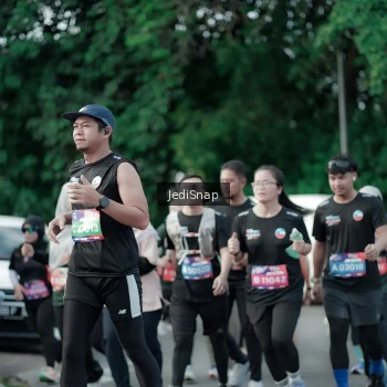 Runner Photo 3910955