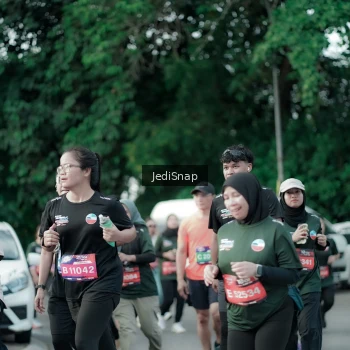 Runner Photo 3911002