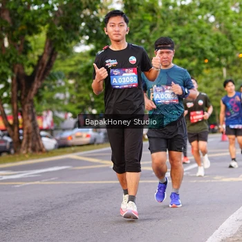 Runner Photo 3911018