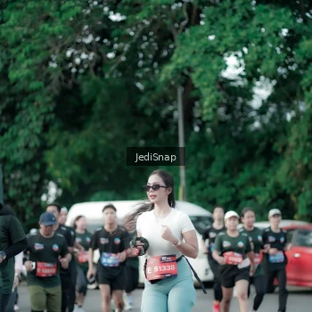 Runner Photo 3911079