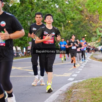 Runner Photo 3911175