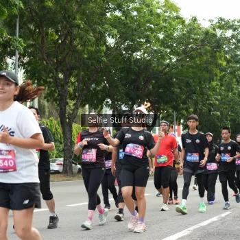 Runner Photo 3911190