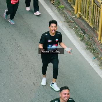Runner Photo 3911211