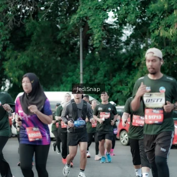 Runner Photo 3911244