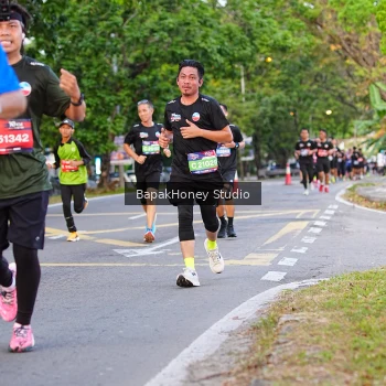 Runner Photo 3911251