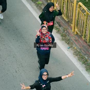 Runner Photo 3911286