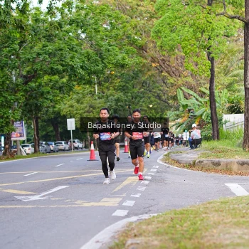 Runner Photo 3911349