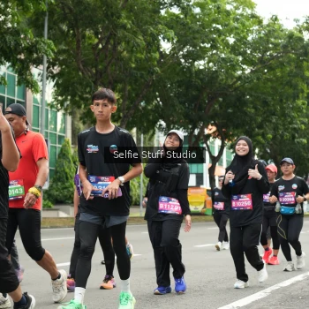 Runner Photo 3911350