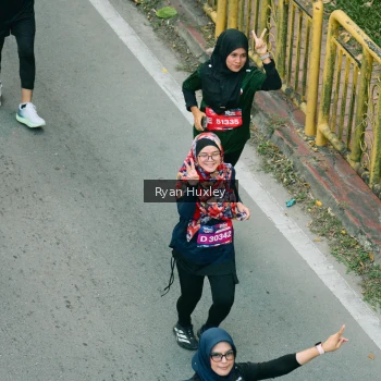 Runner Photo 3911396