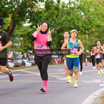 Runner Photo 3911425
