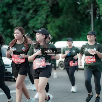 Runner Photo 3911430