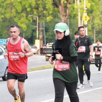 Runner Photo 3911435