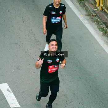Runner Photo 3911440
